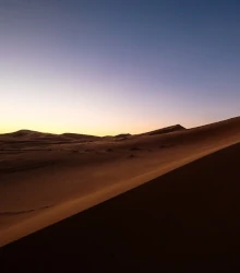 Teaserbild: Wanderdünen, Besteigen Sie auf Ihrer Namibia Rundreise die größten Wanderdünen der Welt