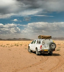 Teaserbild: Mietwagenreisen, Ob 4x4 OffRoad oder SUV - Erkunden Sie Ihre Rundreise durch Namibia in Ihrem eigenen Tempo mit unseren flexiblen Mietwagenreisen.